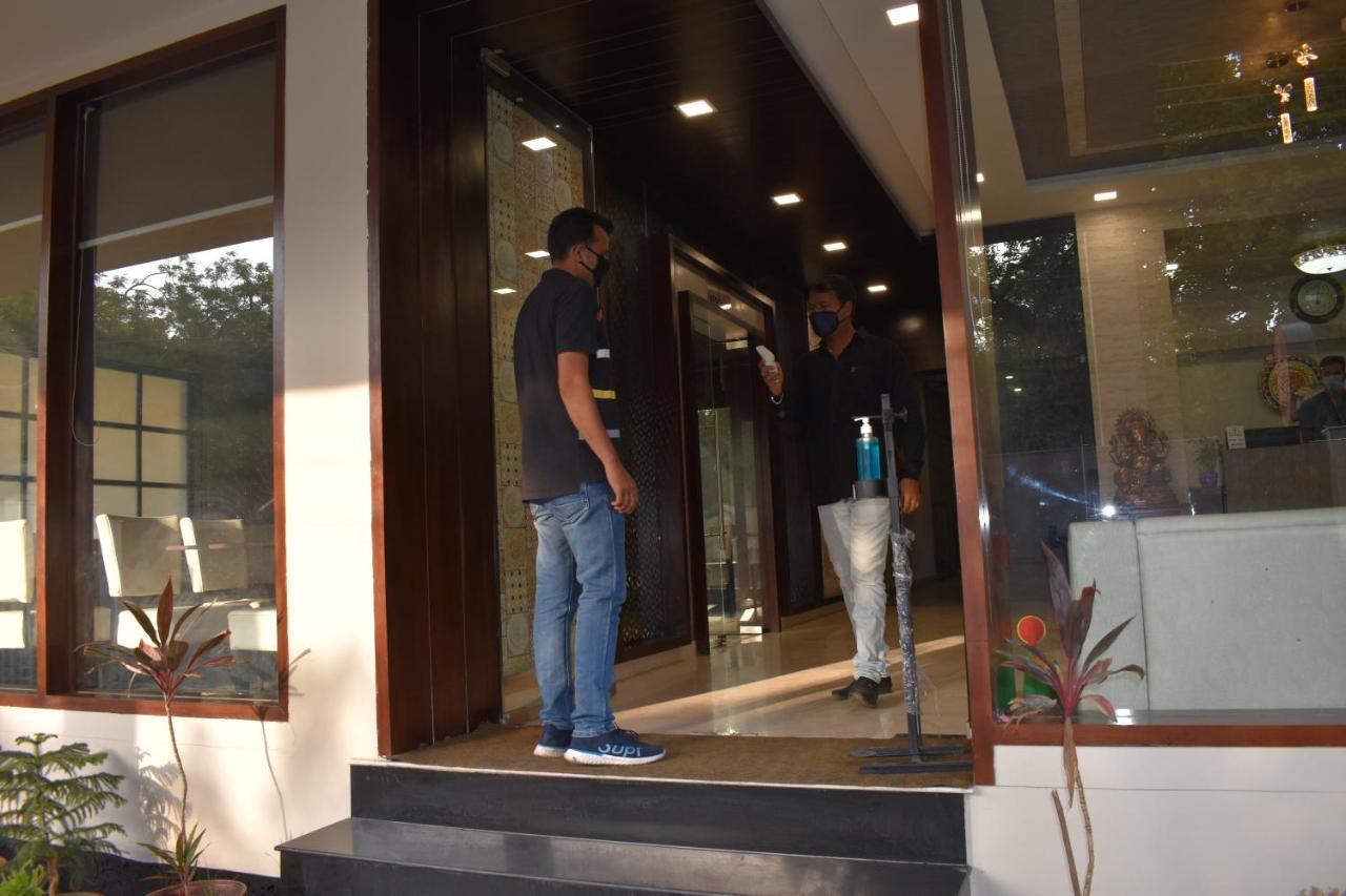 Hotel Siddhartha Inn Udaipur Bagian luar foto