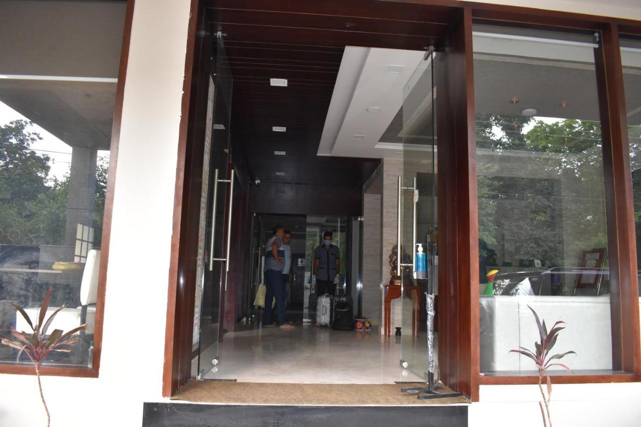 Hotel Siddhartha Inn Udaipur Bagian luar foto