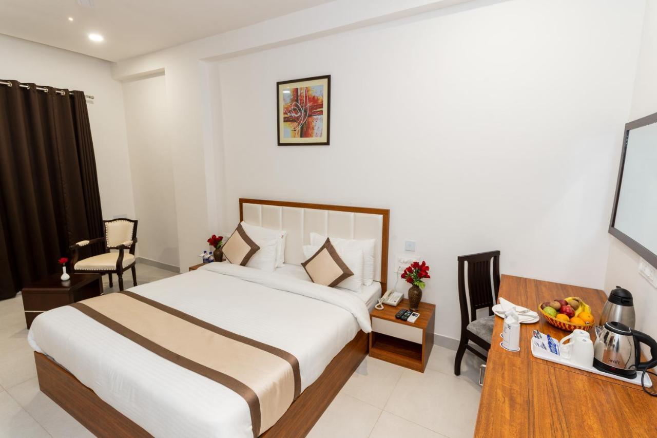 Hotel Siddhartha Inn Udaipur Bagian luar foto