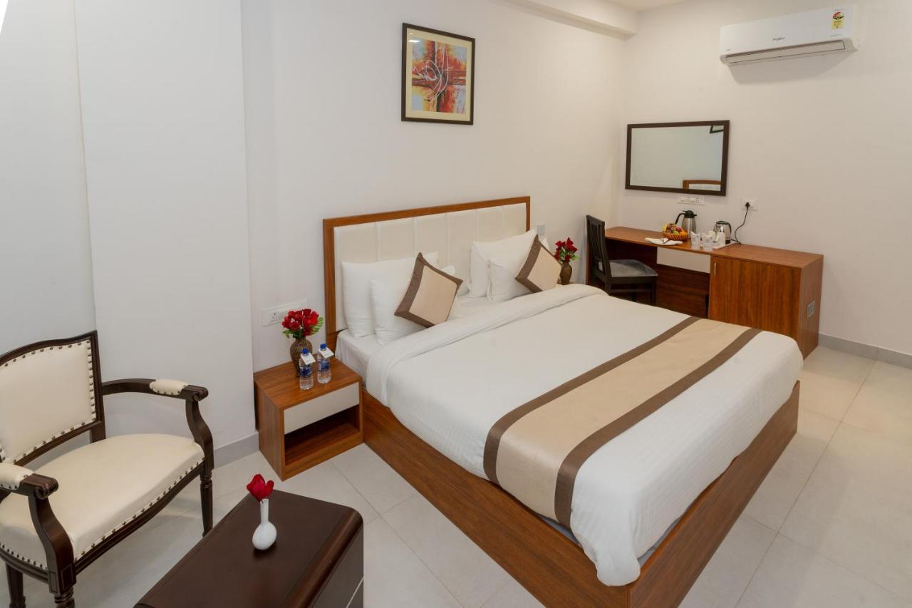 Hotel Siddhartha Inn Udaipur Bagian luar foto